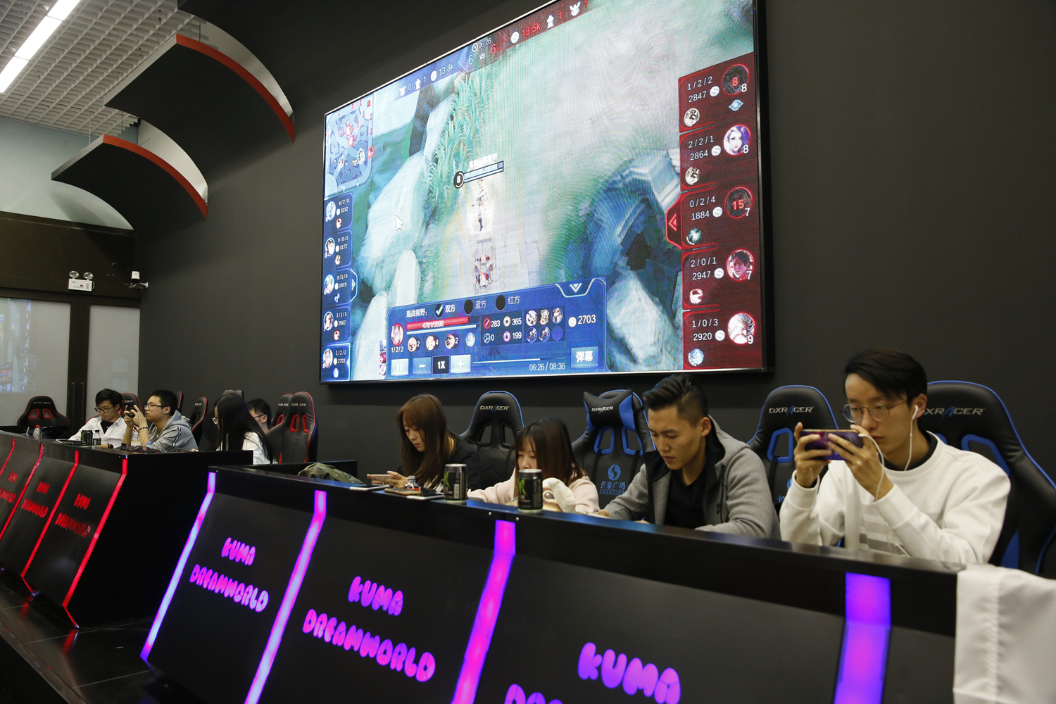 【lpl战报】BLG 2-0 LGD：BLG收官之战 直落两局成功零封LGD